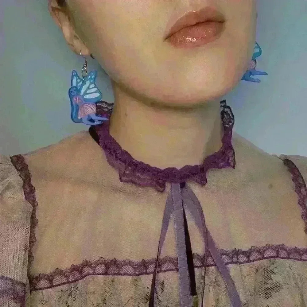 Adorable pastel blue and pink magical butterfly fairy earrings - Picture 4 of 16